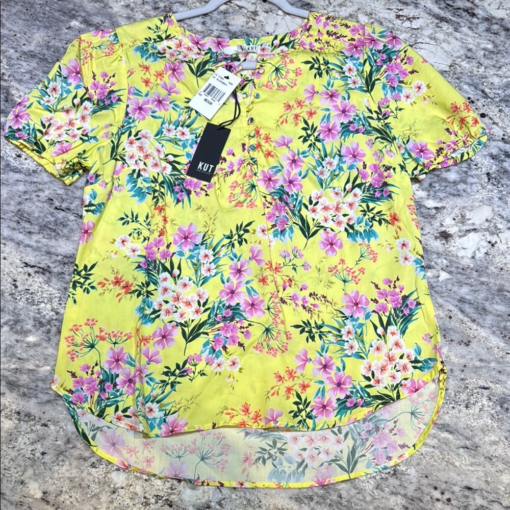 NWT Kut from the Kloth Yellow floral High Low Blouse